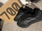 Yeezy boost 700 v3 (dark glow), Kleding | Heren, Schoenen, Zwart, Nieuw, Ophalen of Verzenden, Sneakers of Gympen