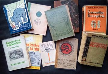 Collectie vintage kookboeken van Martine Wittop Koning beschikbaar voor biedingen