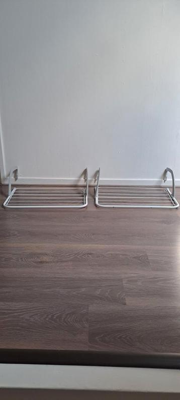 Droogrekken/radiator wasrek beschikbaar voor biedingen
