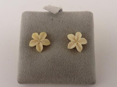 Zilveren oorknop bloemetje                                M2, Sieraden, Tassen en Uiterlijk, Oorbellen, Gebruikt, Knopjes of Stekers