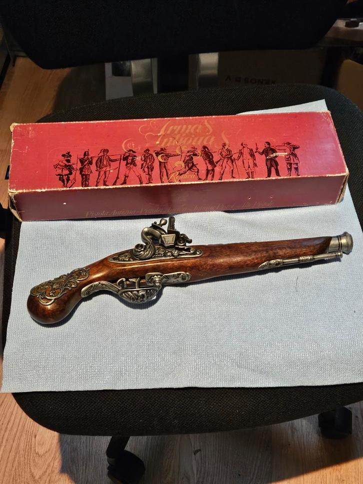 Antiek Replica flint Pistool met Doos, Antiek en Kunst, Antiek | Overige Antiek, Ophalen of Verzenden