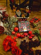 Kerstspullen rood accessoires kersttakken ballen etc, Diversen, Kerst, Ophalen of Verzenden, Zo goed als nieuw