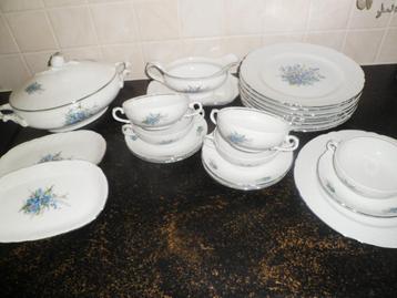 Prachtig servies van Arzberg Schumann. Vergeet me nietjes beschikbaar voor biedingen