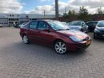 Ford Focus 1.8 benzine bj 2003 211000 km LEES TEKST, Auto's, Volkswagen, Stof, Zwart, 4 cilinders, Blauw