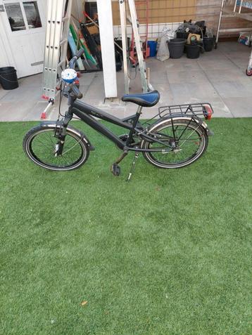kinderfiets beschikbaar voor biedingen