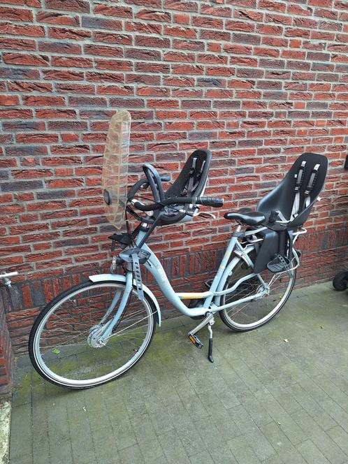 Montego moederfiets blauw, Fietsen en Brommers, Fietsen | Dames | Moederfietsen, Zo goed als nieuw, Overige merken, 1 zitje, Dubbele standaard