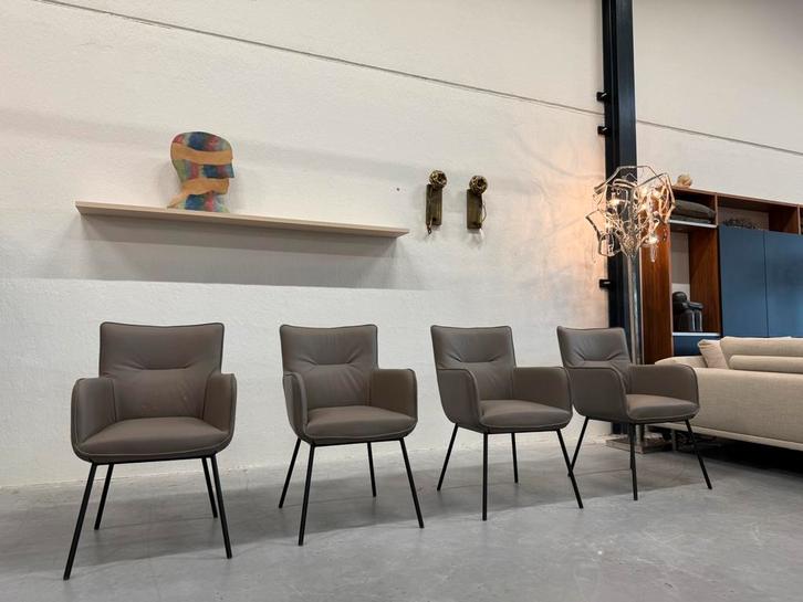 4 Nieuw HE Design Freya eetkamerstoelen Taupe leer Stoel, Huis en Inrichting, Stoelen, Nieuw, Vier, Leer, Overige kleuren, Ophalen of Verzenden