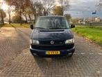 Volkswagen Transporter Bestel 2.5 TDI 1.0 75KW DC 2001, Voorwielaandrijving, Stof, Zwart, Particulier