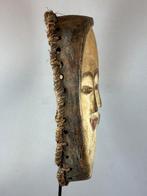 251103 Oud Afrikaans Vuvi 3 gezichten masker uit Gabon, Ophalen of Verzenden