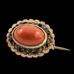 14 karaats gouden klederdracht Broche met Bloedkoraal, Sieraden, Tassen en Uiterlijk, Antieke sieraden, Verzenden, Goud, Broche