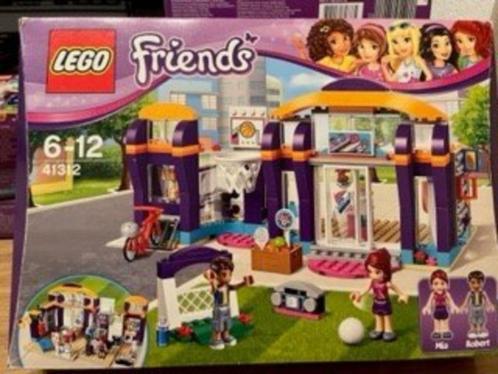 Lego Friends 41312 Heartlake sporthal, Kinderen en Baby's, Speelgoed | Duplo en Lego, Zo goed als nieuw, Lego, Complete set, Ophalen of Verzenden