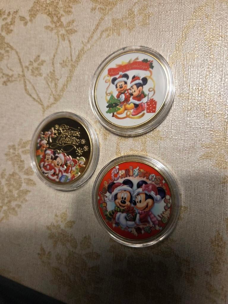 Set van 3 Mickey Mouse Kerstpenningen, Verzamelen, Disney, Zo goed als nieuw, Mickey Mouse, Ophalen of Verzenden