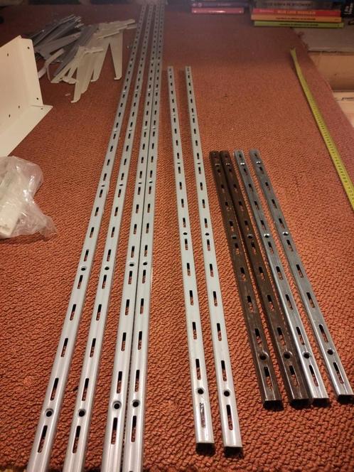 Railsysteem voor planken aan de muur, Doe-het-zelf en Verbouw, IJzerwaren en Bevestigingsmiddelen, Zo goed als nieuw, Overige typen
