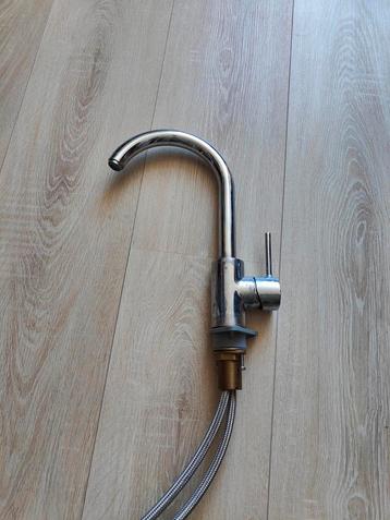 Keuken kraan  beschikbaar voor biedingen