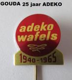 speldjes, jaren 60/70, kunststof / blik, part 1, Verzamelen, Ophalen of Verzenden, Gebruikt, Overige onderwerpen, Speldje of Pin