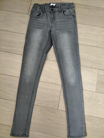 Name it broek maat 152 beschikbaar voor biedingen