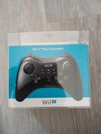 Nintendo Wii U Pro controller nieuw in doos, Spelcomputers en Games, Spelcomputers | Nintendo Consoles | Accessoires, Ophalen of Verzenden