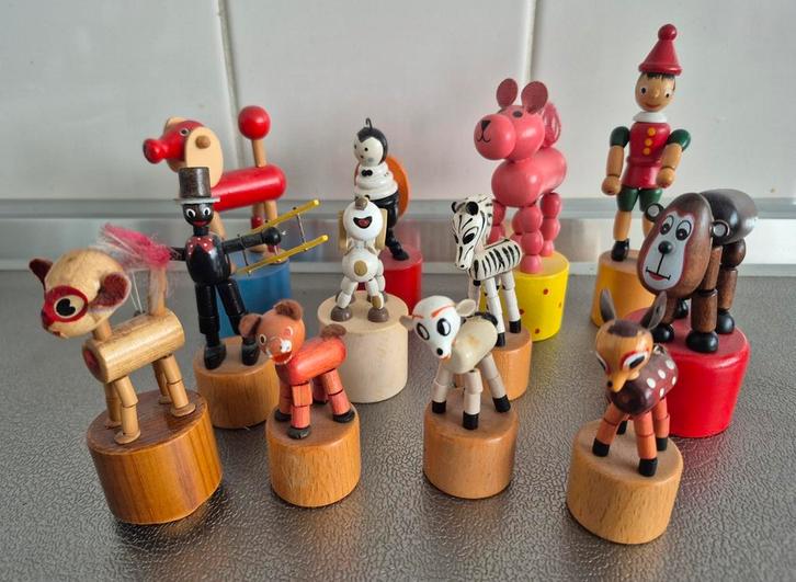 Drukpoppetjes, drukfiguurtjes 12x, Verzamelen, Poppetjes en Figuurtjes, Gebruikt, Ophalen of Verzenden