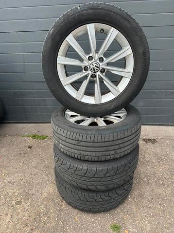 Volkswagen Tiguan velgen 235/55/17 5x112 beschikbaar voor biedingen