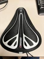 Fietszadel overtrek (Gel), Ophalen, Algemeen, Nieuw, Bikemate