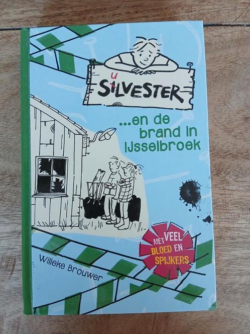 Silvester en de brand in IJsselbroek - Willeke Brouwer, Boeken, Kinderboeken | Jeugd | onder 10 jaar, Gelezen, Fictie algemeen