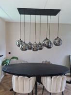 Moderne hanglamp met acht rookglazen bollen, Huis en Inrichting, Lampen | Hanglampen, Ophalen, 75 cm of meer, Glas, Hotel chique