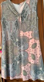 Nieuw! Prachtige jurk S. Oliver Black Label paisley zalm 44, Overige kleuren, Maat 42/44 (L), Ophalen of Verzenden, Onder de knie