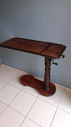 Antiek bed tafeltje, Ophalen