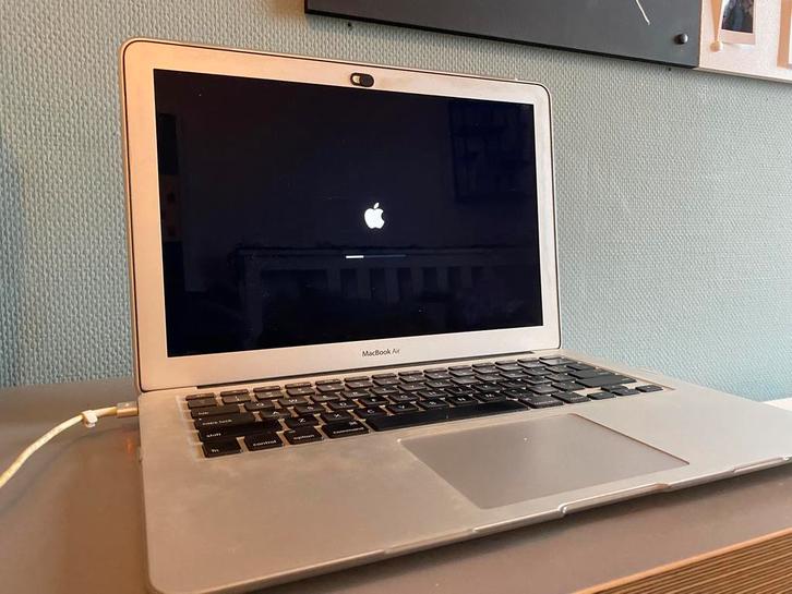 Macbook air 13 inch (model A1466), Computers en Software, Apple Macbooks, Gebruikt, MacBook Air, 13 inch, Onbekend, Onbekend, 4 GB