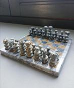 Marmeren schaakbord met marmeren stukken, Schaken, Ophalen of Verzenden, Zo goed als nieuw
