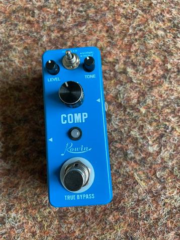 Rowin Mini Compressor - Gitaar/Bas - Zo goed als nieuw! beschikbaar voor biedingen