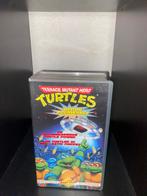 Videoband • teenage mutant hero turtles action dubbelpack, Cd's en Dvd's, VHS | Kinderen en Jeugd, Alle leeftijden, Ophalen, Zo goed als nieuw