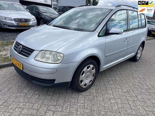 Volkswagen Touran 1.6-16V FSI Trendline eerste eigenaar Airc, Auto's, Volkswagen, Bedrijf, Te koop, Touran, ABS, Airbags, Airconditioning