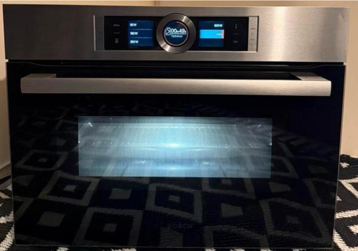Bosch Serie8 combi oven/magnetron 1,5jr oud, Witgoed en Apparatuur, Ovens, Zo goed als nieuw, 45 tot 60 cm, Ophalen of Verzenden