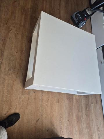  Stevige Salontafel dinsdagochtend gaat die weg!! beschikbaar voor biedingen