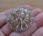 zilveren filigrain bloem broche [508], Minder dan 4 cm, Ophalen of Verzenden, Zo goed als nieuw, Zilver
