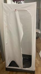 Opvouwbare Ikea VUKU kledingkast, Ophalen, Zo goed als nieuw