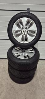 Winterbanden Skoda Octavia, Auto-onderdelen, Banden en Velgen, Ophalen, 16 inch, Banden en Velgen, 205 mm