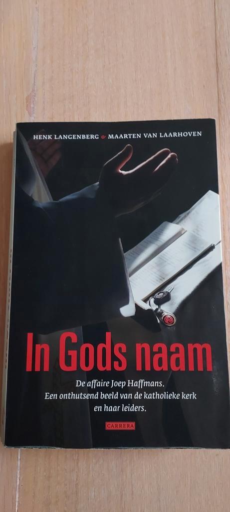 In Gods Naam - Joep Haffmans Affaire, Boeken, Godsdienst en Theologie, Gelezen, Christendom | Katholiek, Ophalen of Verzenden
