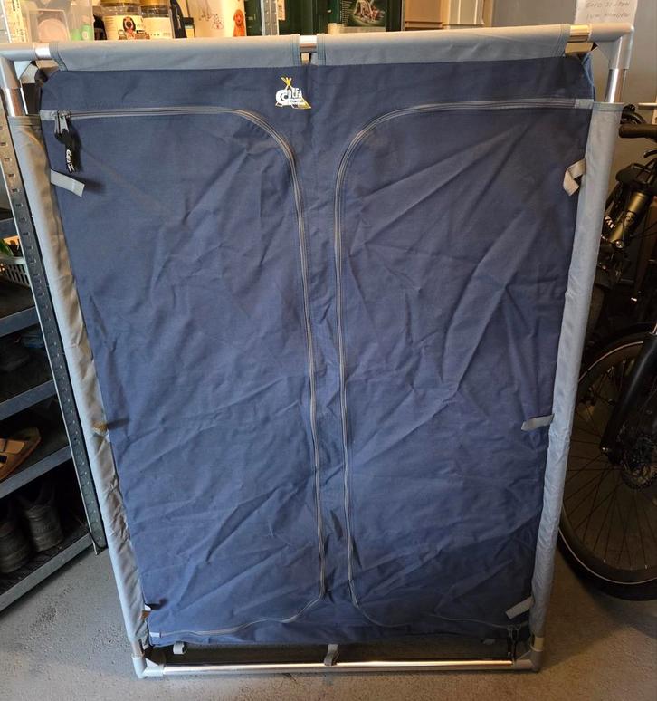 Defa Campeerkast/Campingkast - Ideaal voor op de Camping!, Caravans en Kamperen, Kampeeraccessoires, Gebruikt, Ophalen