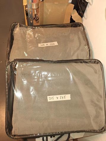 2 x tenttapijt grijs beschikbaar voor biedingen