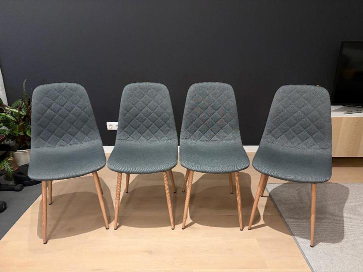 Set van 4 eetkamerstoelen (JONSTRUP, JYSK), Antiek en Kunst, Antiek | Meubels | Stoelen en Banken, Ophalen