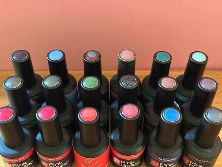Pink Gellac // alles in 1 koop €2 per potje, Sieraden, Tassen en Uiterlijk, Uiterlijk | Cosmetica en Make-up, Handen en Nagels