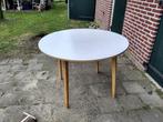 Mooie ronde witte eettafel, Huis en Inrichting, Tafels | Eettafels, Ophalen, Gebruikt, Rond, Vier personen