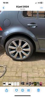 Vw golf 4 5x100 x18 ET38 18 inch en 16en15 in de maat 5x112, Auto-onderdelen, Banden en Velgen, 18 inch, Gebruikt, Verzenden, 205 mm