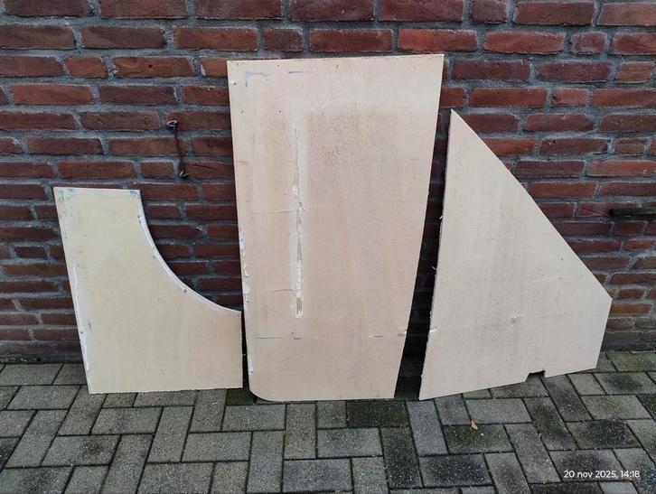 3 delen gebruikt Multiplex 9 mm dik., Doe-het-zelf en Verbouw, Platen en Panelen, Zo goed als nieuw, Multiplex, Ophalen