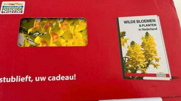 NATIONALE POSTCODE LOTERIJ WILDE BLOEMEN EN PLANTEN NED, Boeken, Natuur, Nieuw, Bloemen, Planten en Bomen, Ophalen of Verzenden