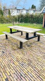 Zware picknick tafel met metalen frame., Tuin en Terras, Rechthoekig, Zo goed als nieuw, Hout, Ophalen