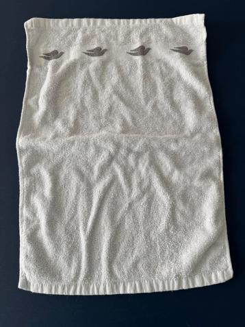 Nieuw gastendoekje reclame dove wit duiven beschikbaar voor biedingen