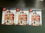 Lego instructie boekjes 10224 town hall, Ophalen of Verzenden, Zo goed als nieuw